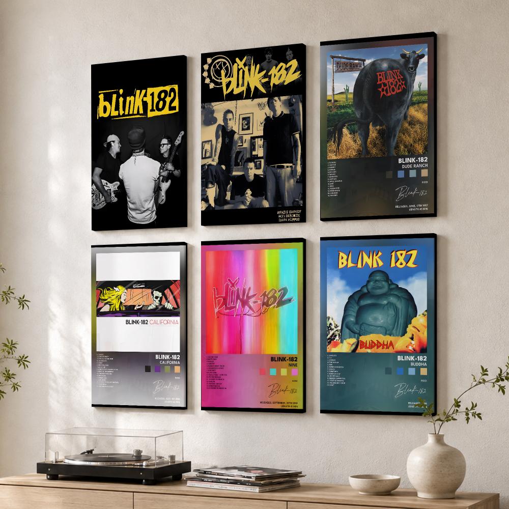 Rock grubu B-Blink 182, çerçev - Live Rock incelemesi ve fiyatı